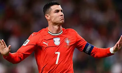 كريستيانو رونالدو الموقوف يعلق على تأهل البرتغال لكأس العالم 2026